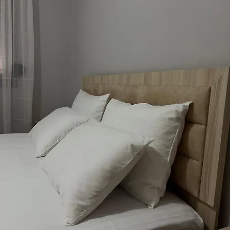 Appartamento Sleek Cityscape