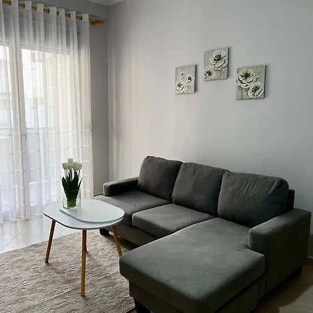 Appartamento Sleek Cityscape *